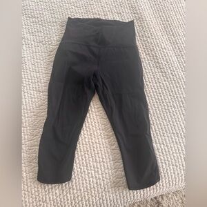 Lululemon Woman’s Black Leggings size 6